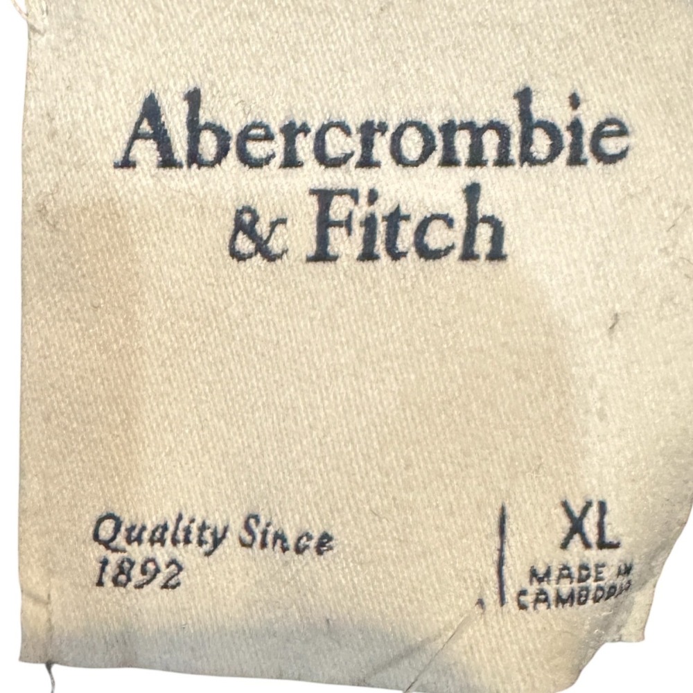 Abercrombie & Fitch Black Cable Knit Open Stitch Sweater XL NWT 1 - Picture 3 of 5